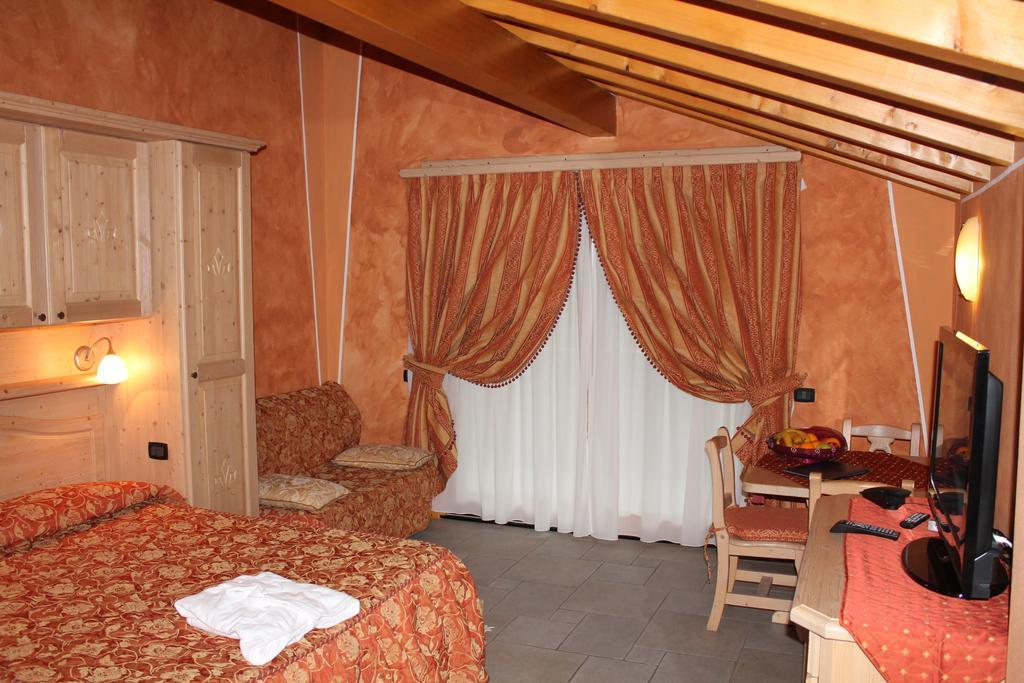 Deluxe Room,176311302:JPEG